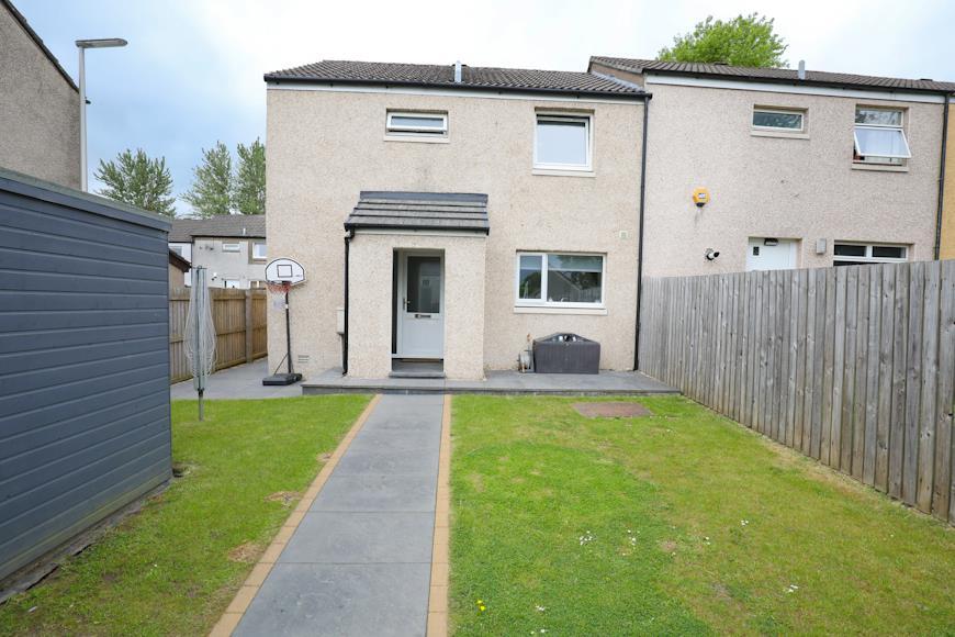 Cluny Place, Glenrothes 3 bed end of terrace house £109,995