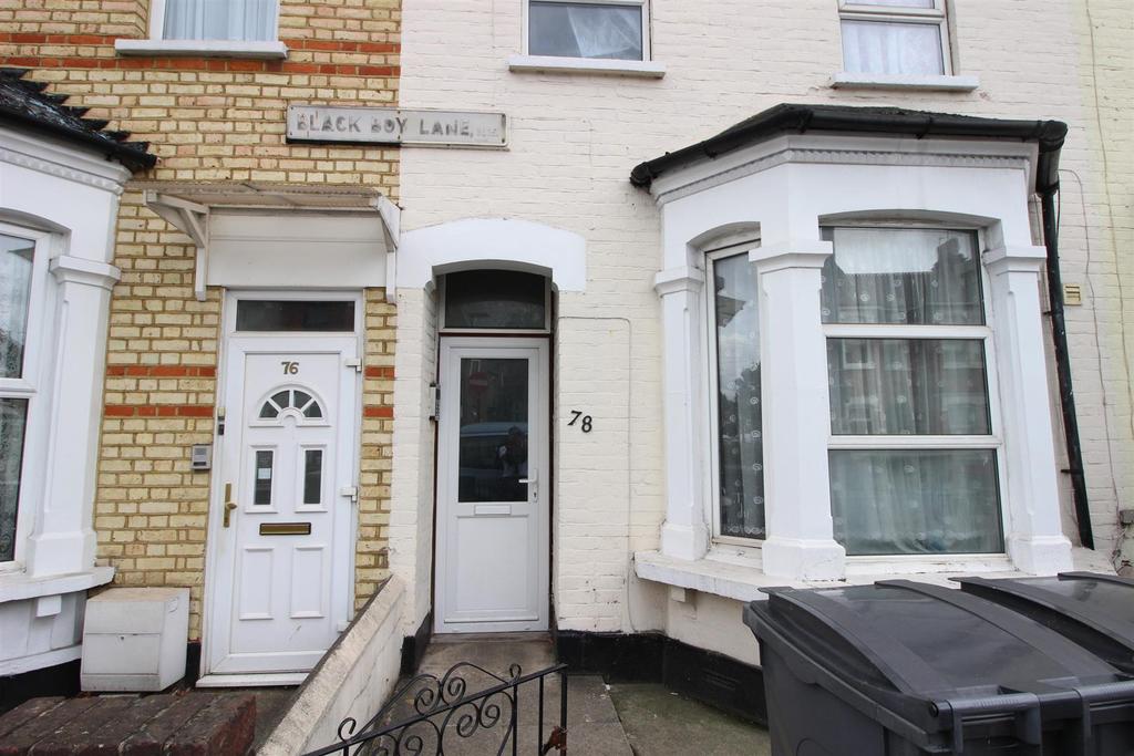 Black Boy Lane, London Studio £899 pcm (£207 pw)