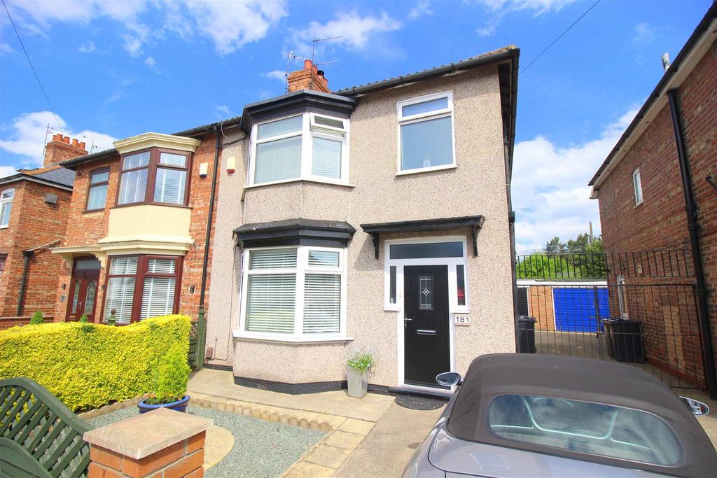 Park Lane, Darlington 3 bed semidetached house £145,000