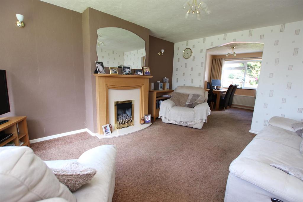 Thirlmere Gardens, Undercliffe, Bradford 3 bed semidetached house £