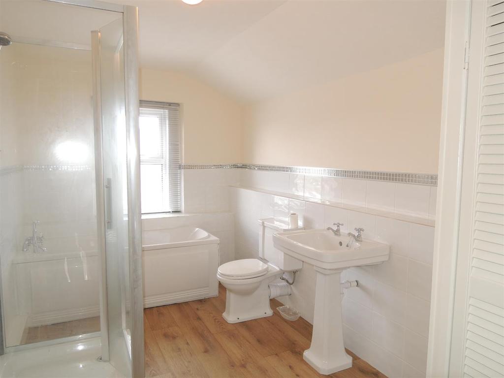 Musgrave Street, Penrith 3 bed terraced house £750 pcm (£173 pw)