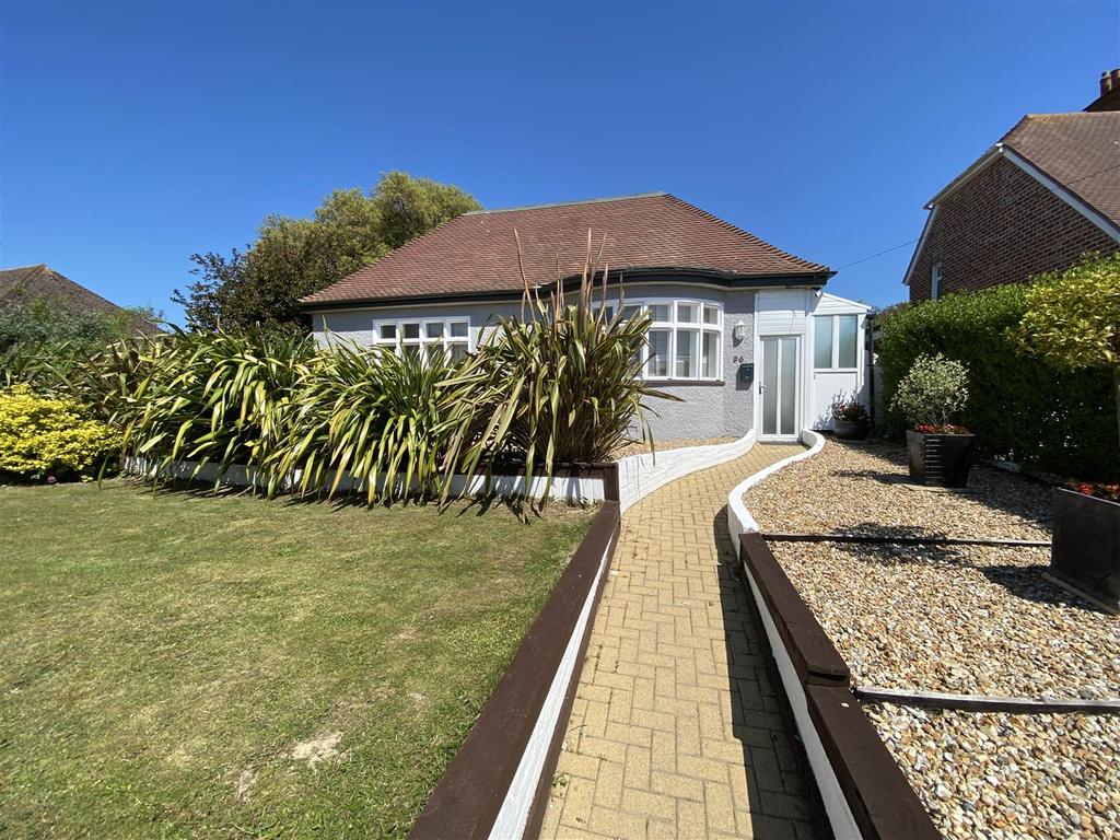 Wickham Avenue, BexhillOnSea 2 bed detached bungalow £400,000
