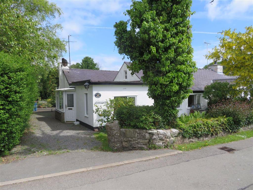 Bwlch, Benllech, Isle Of Anglesey 3 bed semidetached bungalow £239,950