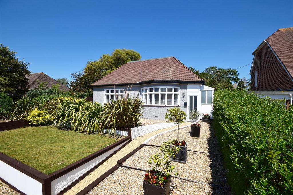 Wickham Avenue, BexhillOnSea 2 bed detached bungalow £400,000