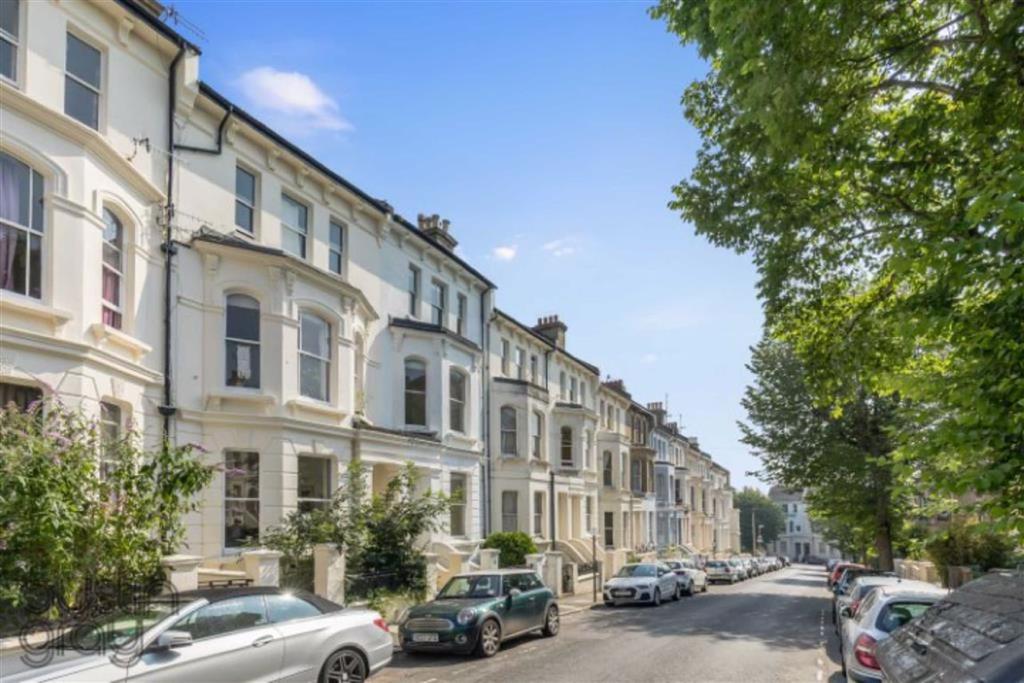 Albert Road, Brighton 5 bed flat £900,000