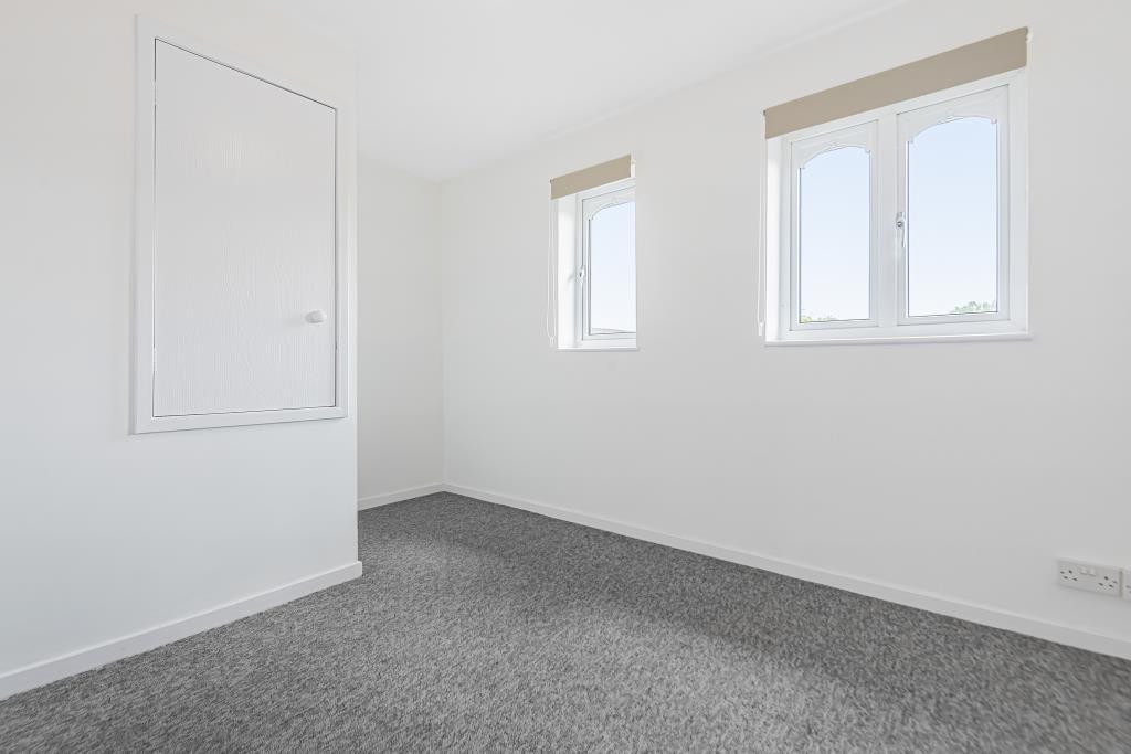 Bedroom with cupboard