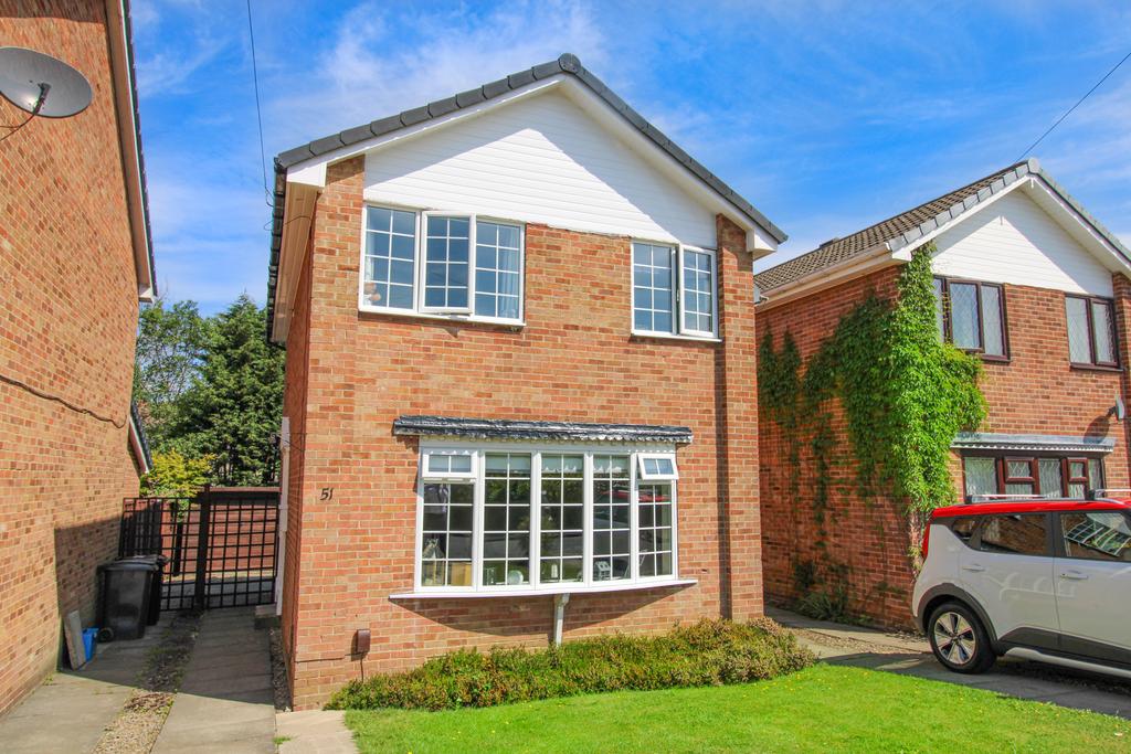 Cricketers Green, Yeadon, Leeds, West... 3 bed detached house £299,950