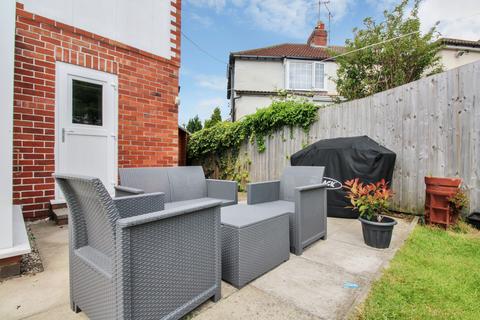 11 Benton Park Drive, Rawdon, Leeds, LS19 6AN