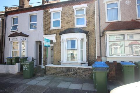 135 Reidhaven Road, London, SE18 1BX