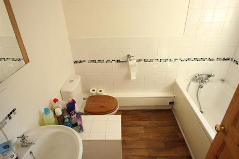 135 Reidhaven Road, London, SE18 1BX