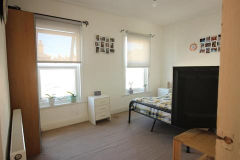 135 Reidhaven Road, London, SE18 1BX