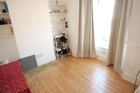 135 Reidhaven Road, London, SE18 1BX