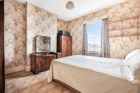 2 Treviso Road, London, SE23 2EB