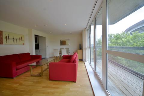 2 bedroom apartment to rent, Drayton Park, London, N5