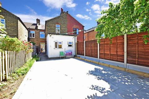 4 bedroom terraced house for sale - Shernhall Street, London