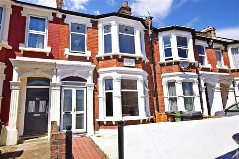 4 bedroom terraced house for sale - Shernhall Street, London