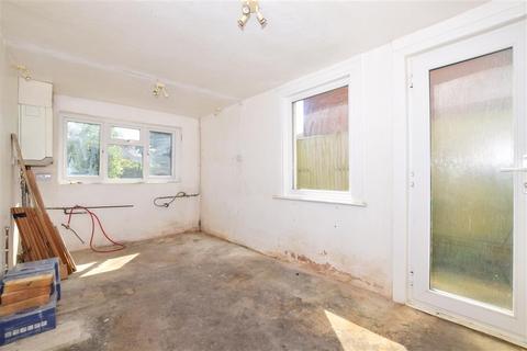 25 Fort Road, Hythe, CT21 6JS