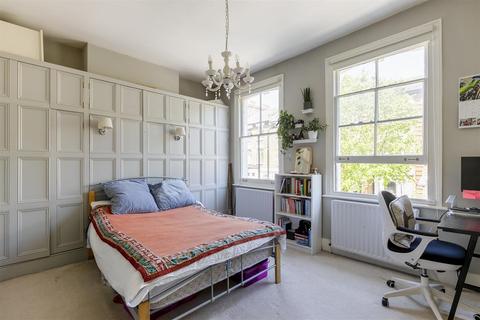 51 Hawksley Road, London, N16 0TL