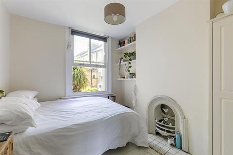 51 Hawksley Road, London, N16 0TL