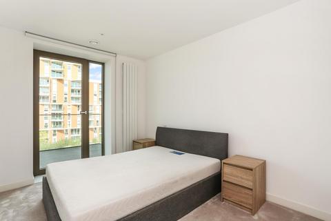 3 bedroom apartment to rent, Kelson House, Royal Wharf, London, E16