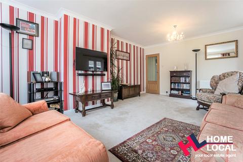 18 Augustine Way, Bicknacre, Chelmsford, CM3 4ET