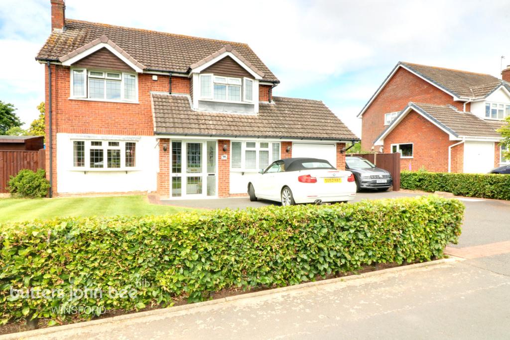 Moors Lane, Winsford 4 bed detached house £425,000