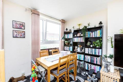 116 Knapp Road, London, E3 4BT