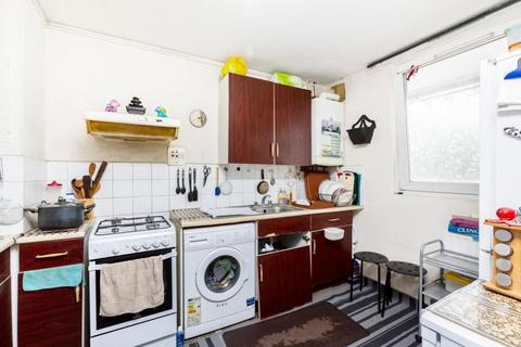 116 Knapp Road, London, E3 4BT