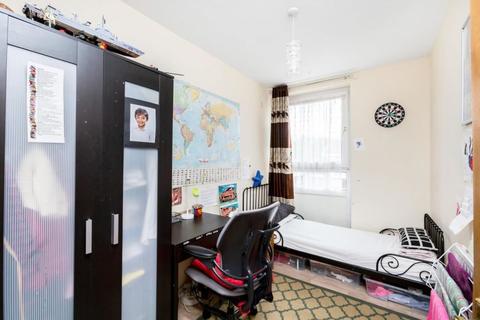 116 Knapp Road, London, E3 4BT