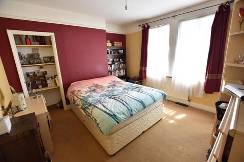 14 Sandycombe Road, Feltham, TW14 9BJ