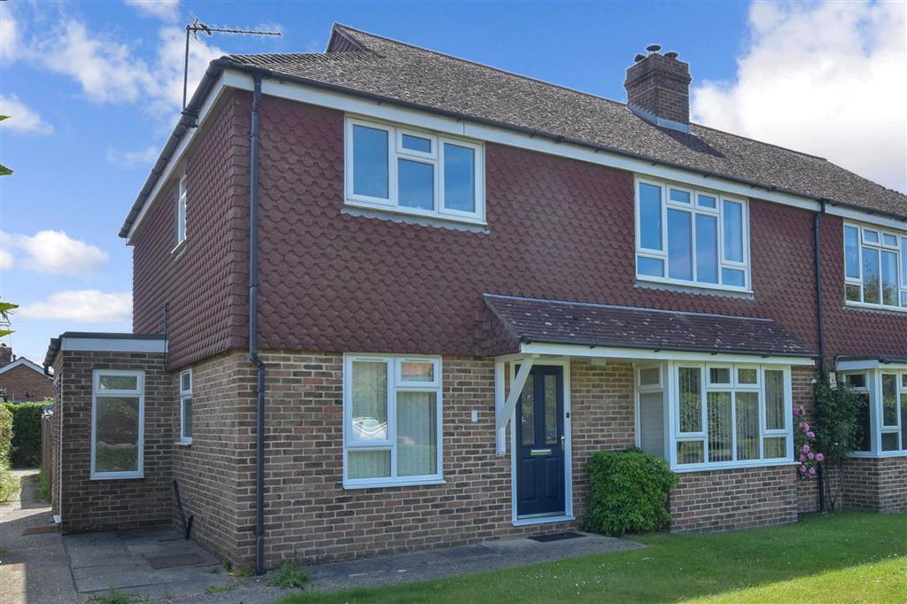 Crooked Lane, Birdham, Chichester... 2 bed apartment £250,000