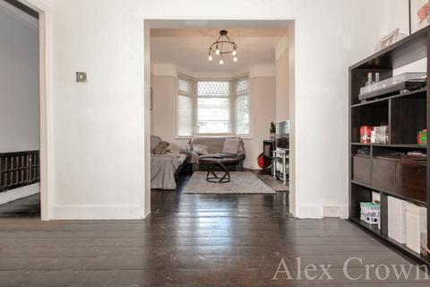19 Colville Road, London, N9 7QN