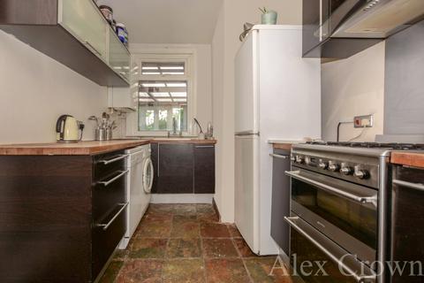 19 Colville Road, London, N9 7QN