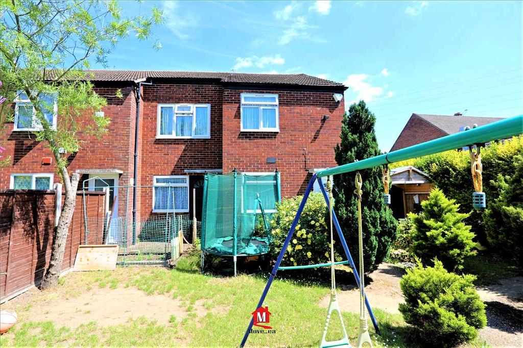 Grosvenor Court, Stoke Poges Lane, Slough 2 bed £235,000