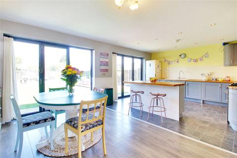8 Flowerhill Way, Istead Rise, Gravesend, DA13 9DG
