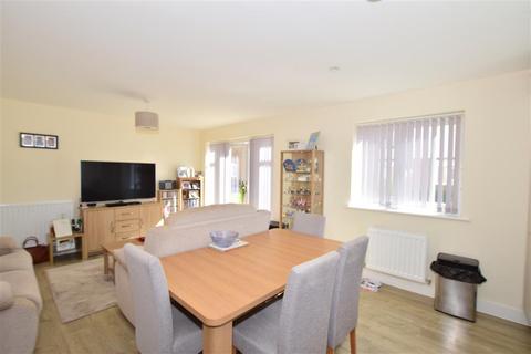 15 Bricklayer Lane, Faygate, Horsham, RH12 0AA