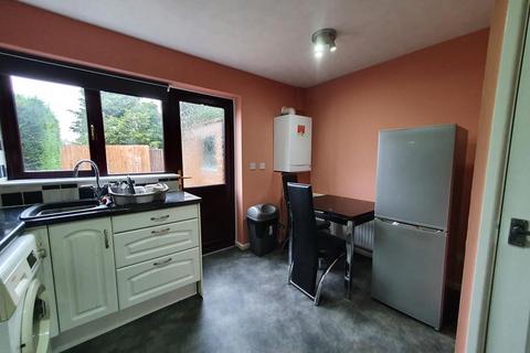 2 bedroom terraced house to rent, Badgers Close, Flitwick, MK451BN