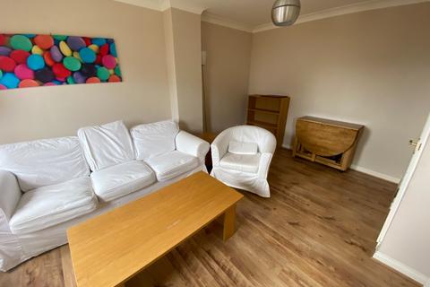 2 bedroom flat to rent, Rennies Isle, Leith, Edinburgh, EH6