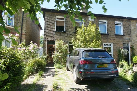 97 Eastern Road, Romford, RM1 3PB