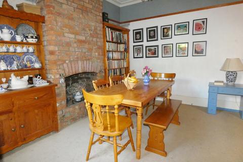 97 Eastern Road, Romford, RM1 3PB