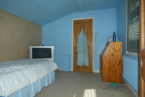 97 Eastern Road, Romford, RM1 3PB