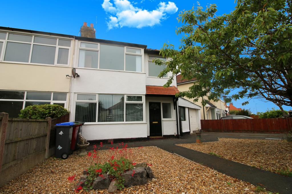 Luton Road, ThorntonCleveleys, FY5 3 bed semidetached house £136,500