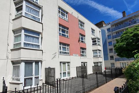 Flat 13, Roxford House Devas Street, London, E3 3LN