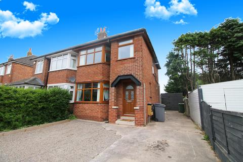 2 Fernleigh Close, Blackpool, FY2 0HS