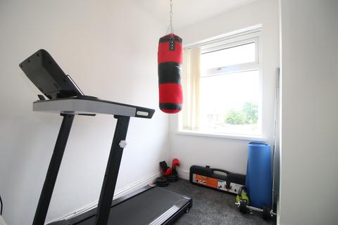 2 Fernleigh Close, Blackpool, FY2 0HS