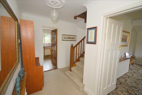 4 bedroom detached house for sale, Beachs Drive, Chelmsford