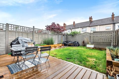 20 Thirsk Road, Mitcham, CR4 2BD