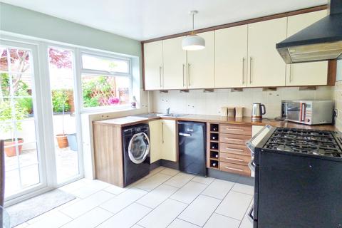 46 Clitheroe Close, Heywood, OL10 4XF