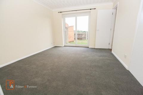 3 bedroom end of terrace house to rent, Arnold Drive, Colchester, Essex, CO4