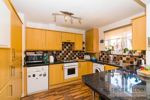 52 Woodburn Close, London, NW4 2NF